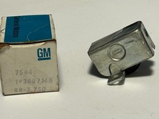 Nos Gm 1965-1970 Covette Camaro Chevelle W Sp High Perf 3887148 Choke Housing