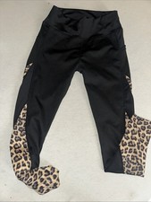 Womens Size Medium Black  Leopard Print Leggings