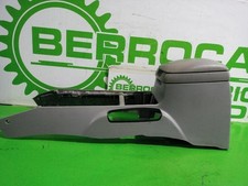 846113E001 armlehne KIA SORENTO I JC 2.5 CRDI 2002 127715