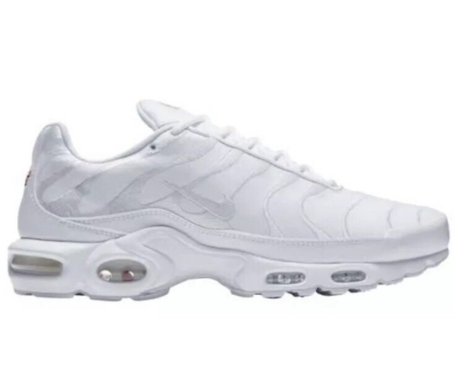 white leather air max plus