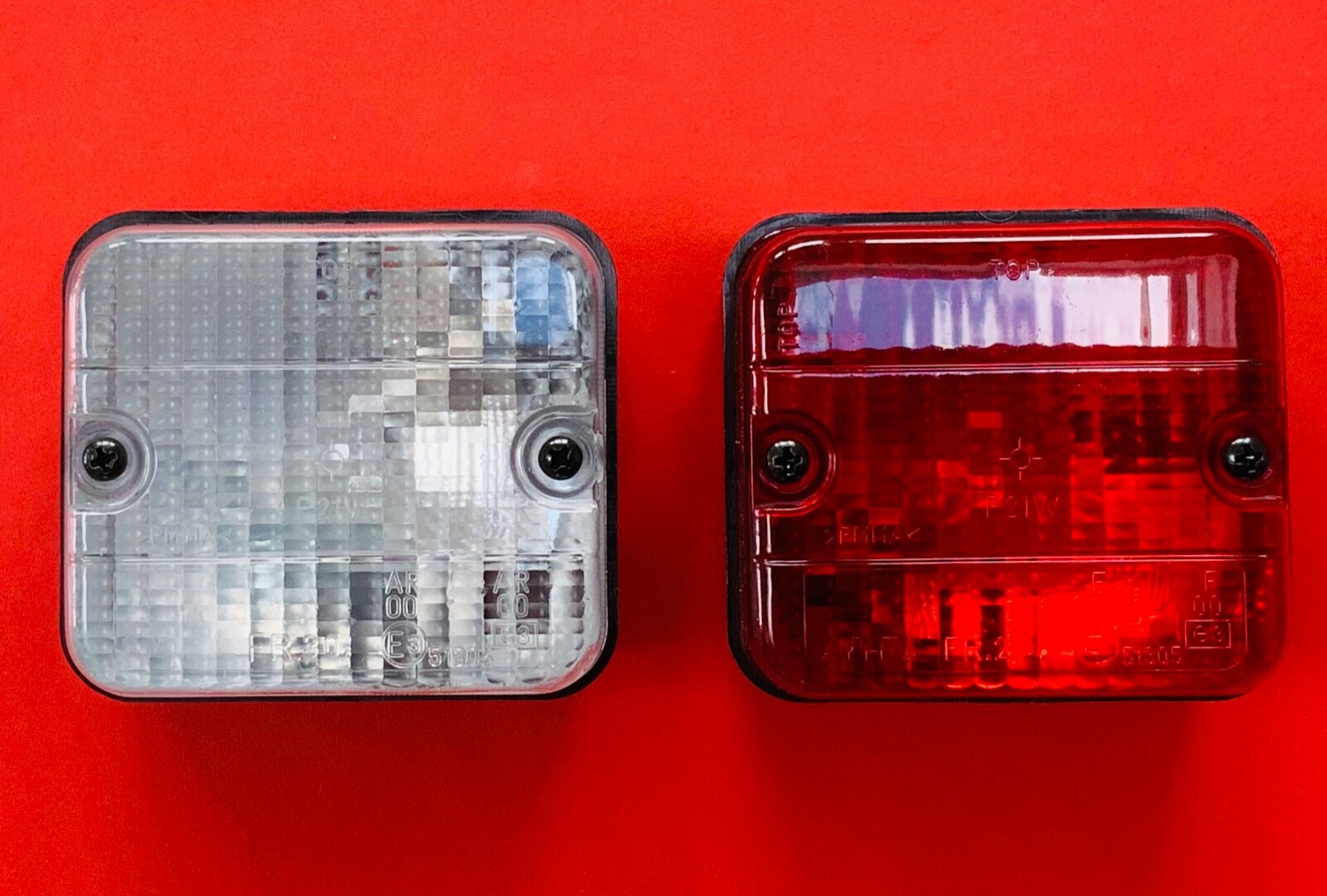 1 x AJBA Rear Fog Light FR20 & 1 x Reversing Light FR30 12V E Approved Trailers