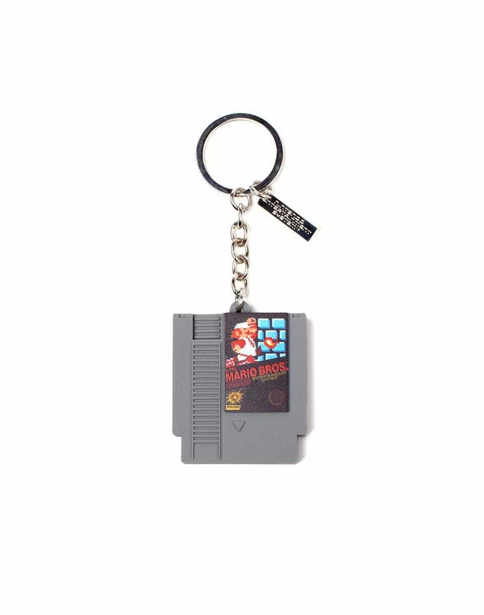 OFFICIAL NINTENDO NES SUPER MARIO BROS CARTRIDGE RUBBER KEYRING