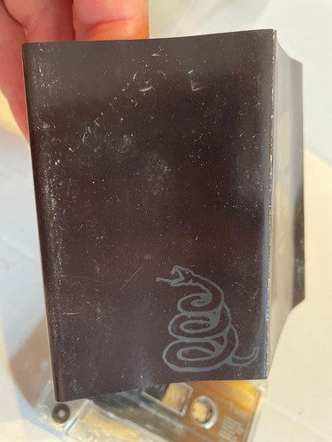 original Metallica The Black Album Cassette Tape 1991 Vintage 90s Heavy Metal - Picture 3 of 11