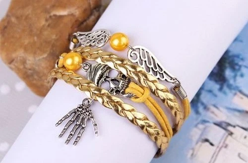 New design 2024 ladies bracelet gold