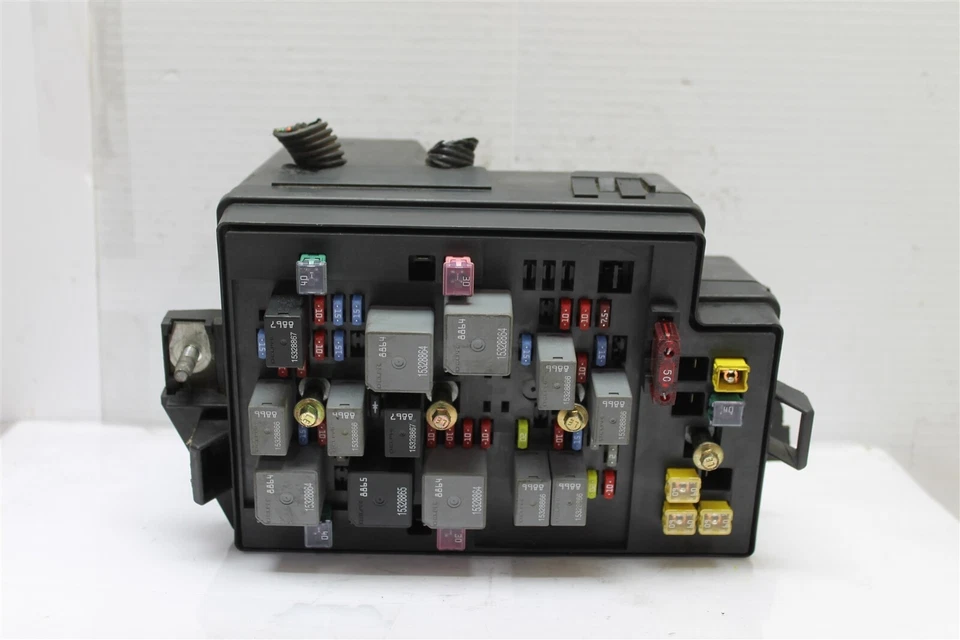 Unidad de relé de caja de fusibles Buick Rendezvous 2003-2005 10338237 módulo 472 1L2-B3 Foto 4 de 4