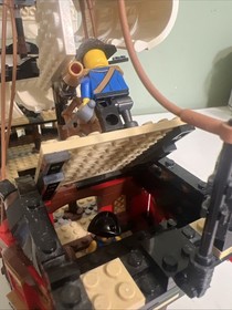 LEGO Creator 3-in-1 Pirate Ship 31109 Set