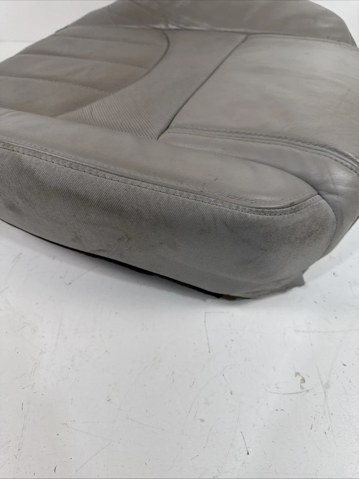 2013-2017 BUICK ENCLAVE 发球杆底部皮革座椅套灰色原始设备制造商加热 — 第 3/4 张图片