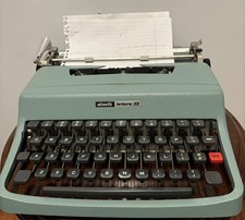 Vintage Olivetti Lettera 32 Portable Typewriter With Case Made In Spain thumbnail