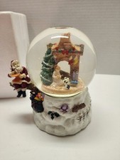 Vintage 1992 Summit Collection Santa Claus Deck The Halls Musical Snow Globe