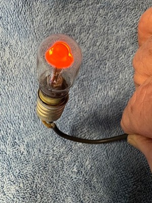 1 GE SCREW IN BASE  NE45 bulb neon Hickok TV-7D/U tube tester short lamp 120 VAC