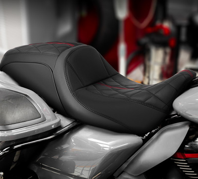 Silica Gel 1-Piece Front Rear Black Seat For Harley Road King / Glide 2008-2023