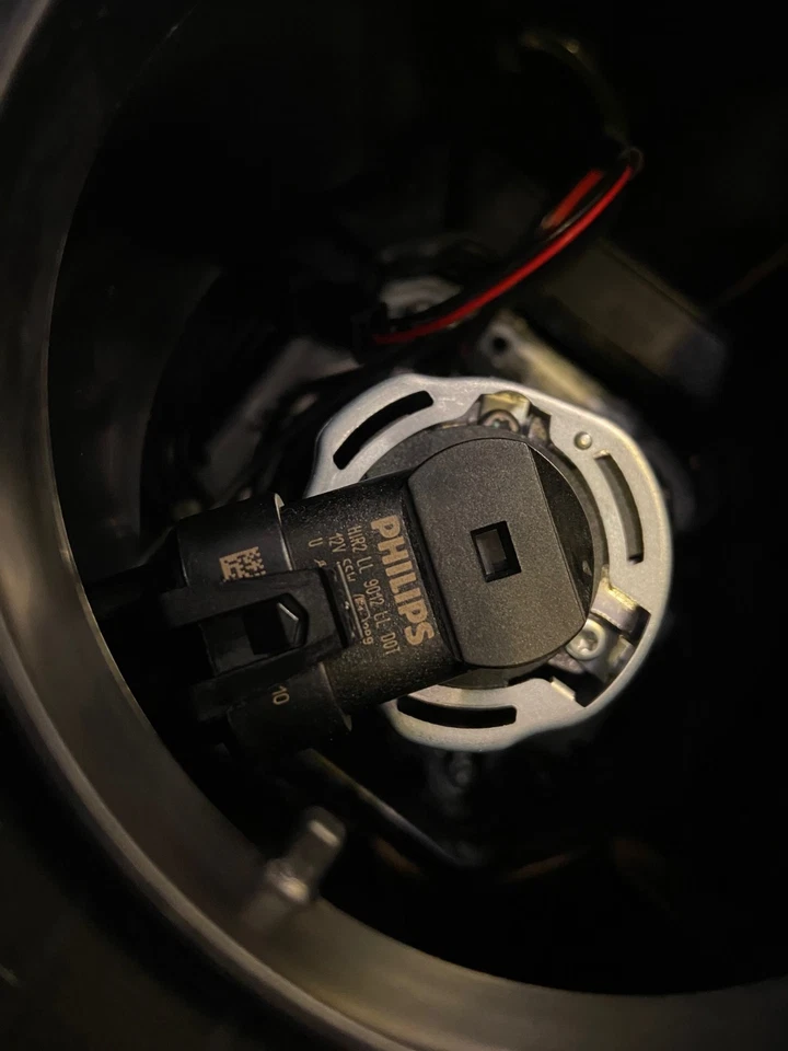 Scheinwerfer Dodge CHALLENGER Coupe 2015-2023 links USA 68174065-AG - Bild 2 von 4