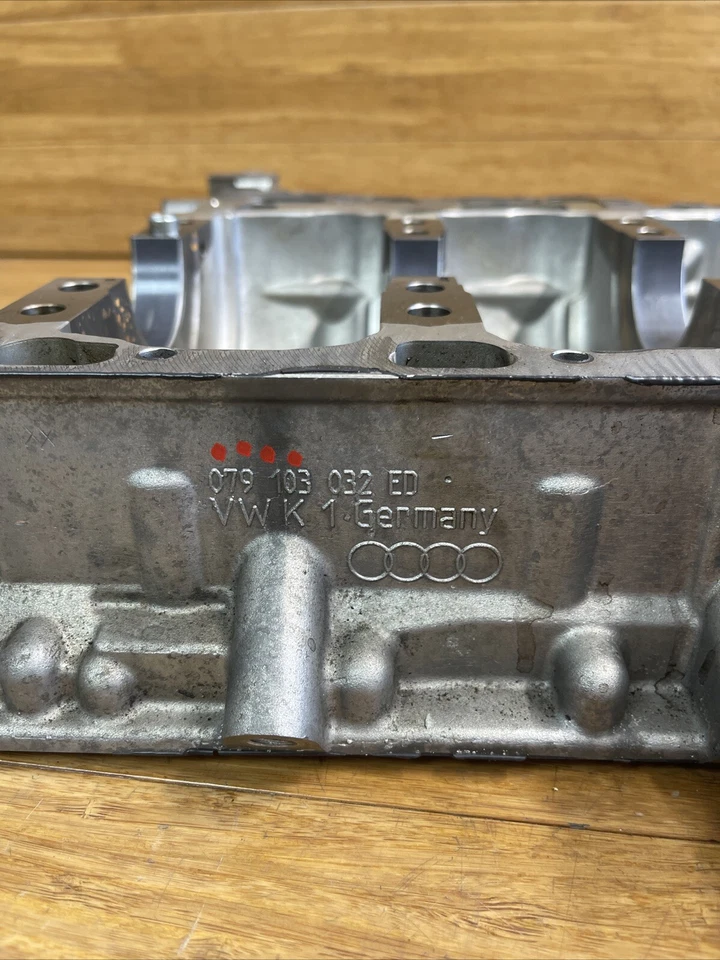 2013-2018 Audi S6 S8 4.0L V8 Engine Crankshaft Housing OEM 85k Miles - Image 4 of 4