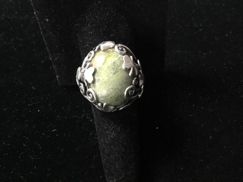 Connemara Marble Ireland Sterling Silver Ring Size 9 Shamrock Accents Beautiful!