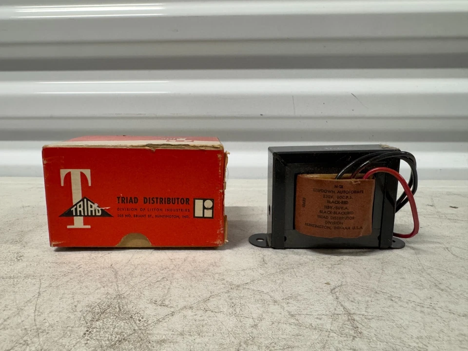 Triad N-IX Stepdown Autoformer 230V. to 115 V. 150V.A 50Watt - Image 2 of 4