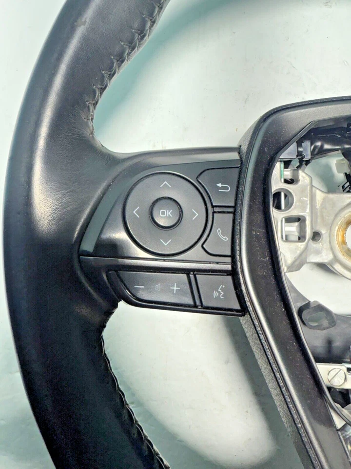 Volante Toyota Camry 2018-2024 cuero negro OEM (para: Toyota Camry 2019) Foto 2 de 4