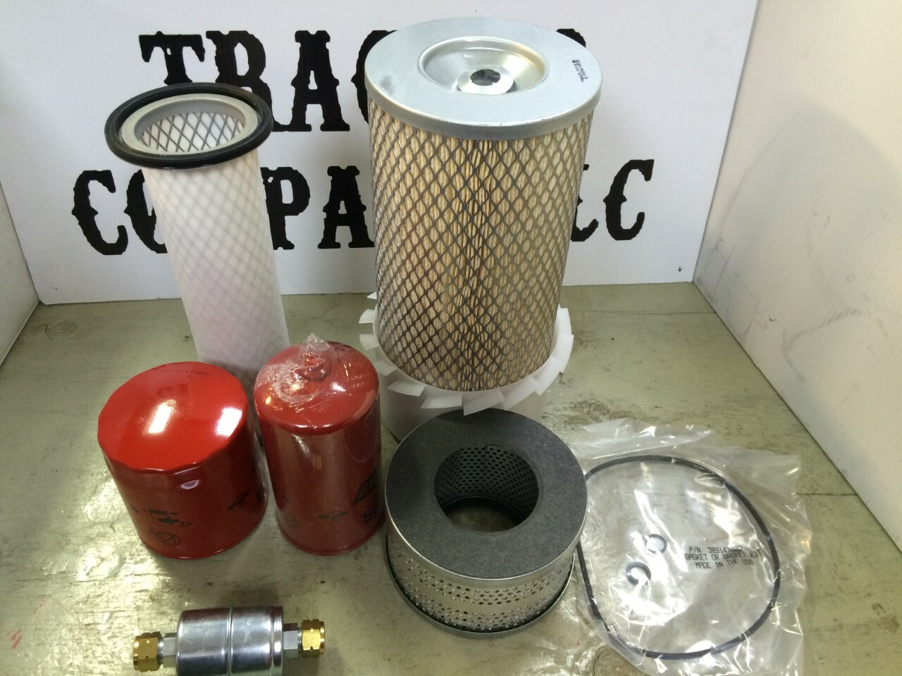 CASE/IH TRACTOR FILTERS MODEL 485, 495 eBay