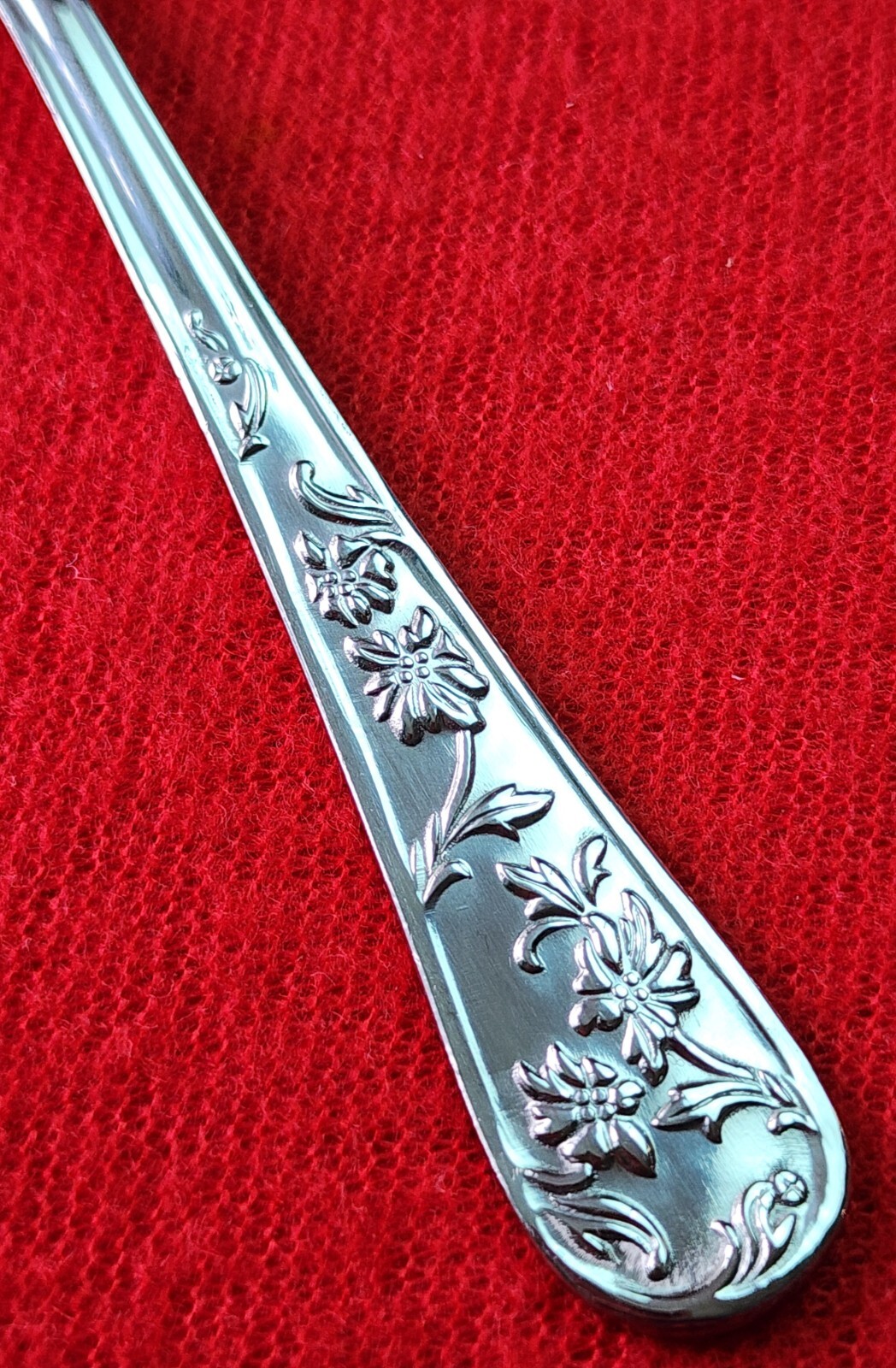 Reed & Barton QUEEN’S GARDEN Stainless China Glossy Silverware Flatware U SELECT