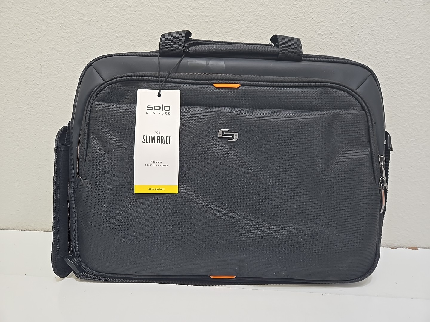 SOLO NEW YORK URBAN LAPTOP BRIEFCASE BAG FOR 15.6" LAPTOP - 