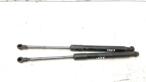 BMW X1 E84 2.0D 105kW Diesel 2013 Vorderhaube Dämpferstütze 2990344