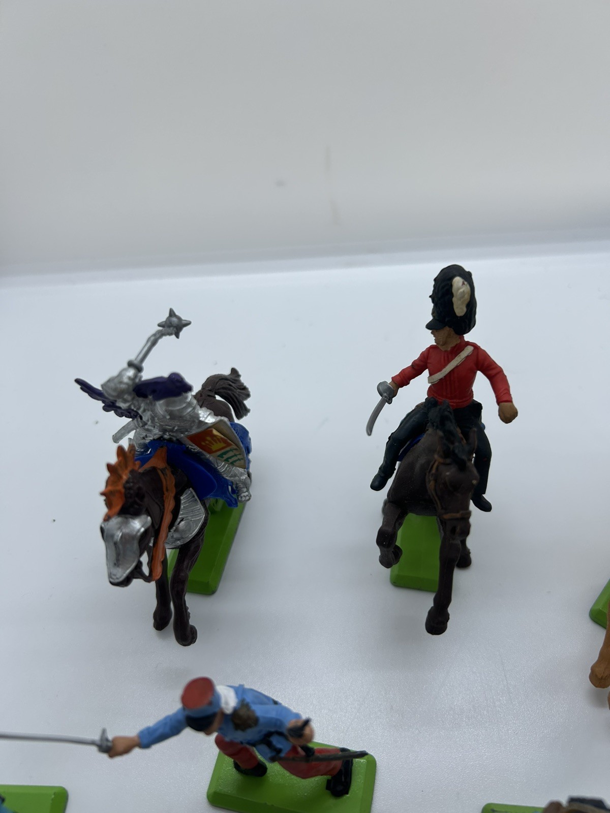 Vintage Britains Medieval Knights Toy Soldiers Deetail 1970s Bundle image 3