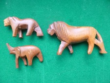 Afrikanische Kunst 3 Stück kleine handgeschnitzte Tierfiguren aus Holz