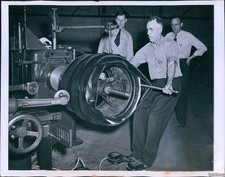 1944 Photo U.S Rubber Co Gillette Plant W.I Constructs Heavy Truck Tire Cars 7X9