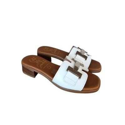 WEISSE SLIPPER MIT ZUBEHÖR ''OH MY SANDALS''