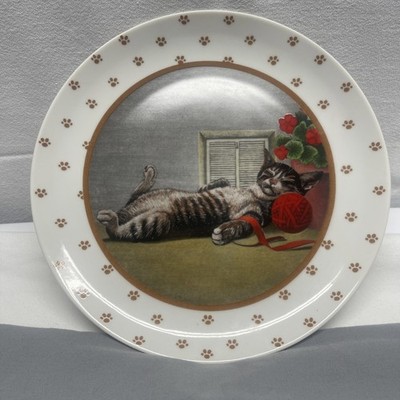 Vintage Lowell Herrero Vandor 1986 Cat Sleeping with Yarn Ball JAPAN 7.5'' Plate