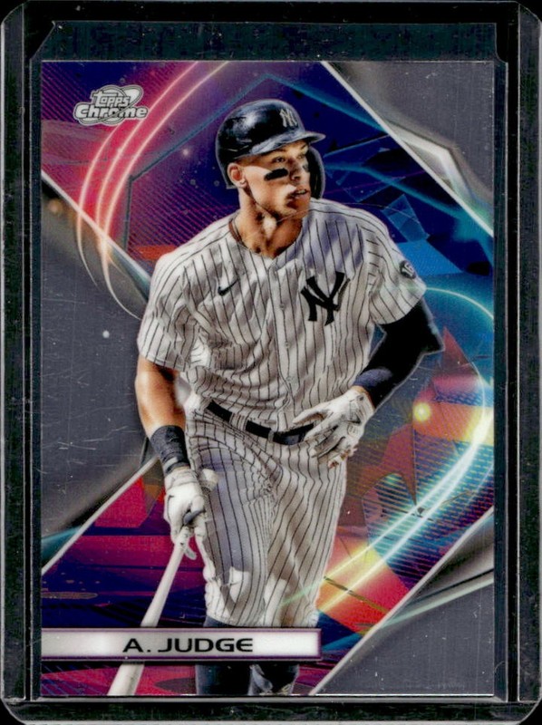 2022 Topps Cosmic Chrome Aaron Judge #99 New York Yankees