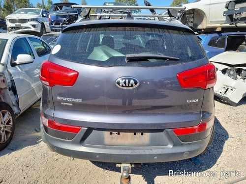 KIA SPORTAGE 2014-2015 LEFT TAILLIGHT Station Wagon - Picture 6 of 10