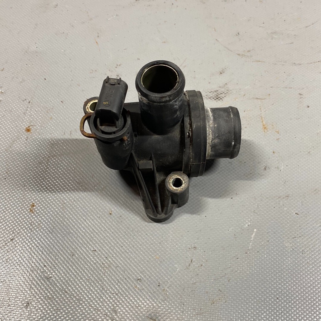 Mercedes W168 A Klasse Thermostat mit Gehäuse A1662030275 eBay