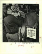 1984 Press Photo Texas A&M Student Sandra Smith and Six, Houston Livestock Show