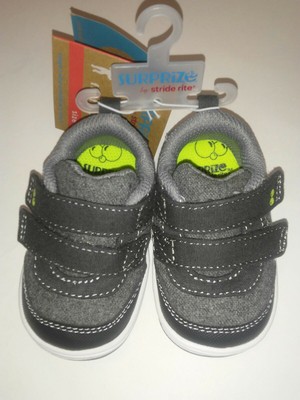 stride rite first walker shoes