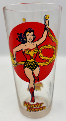 Vintage 1976 Pepsi Wonder Woman Super Series Glass - NPP