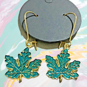 Authentic Gold Plated Decorative Leaf Design Earrings Stocking Filler Present Q530