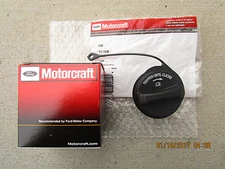 05 - 10 MERCURY MOUNTAINEER FUEL GAS TANK FILLER CAP WITH TETHER OEM NEW FC-1058