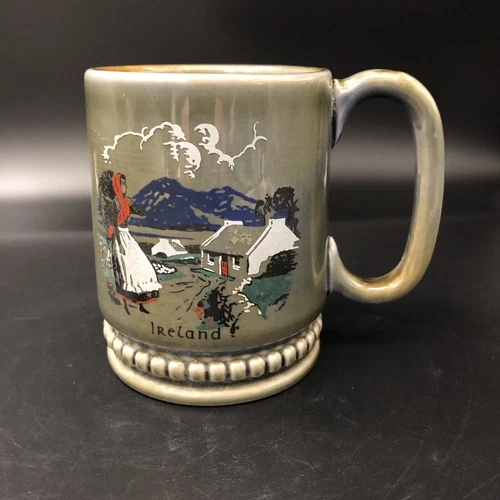 Wade Irish Porcelain Mug Ireland Cottage and Mountains Scene 4”