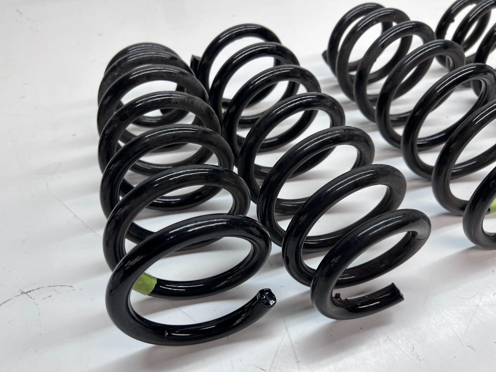 ASTON MARTIN VANTAGE FRONT REAR STOCK FACTORY SHOCK SPRINGS OEM