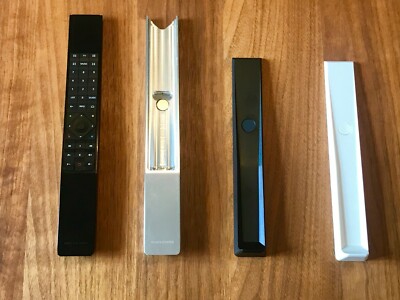 Wall Bracket for Beoremote One WHITE - Bang & Olufsen Remote