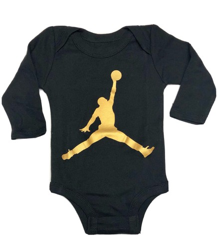 Air JORDAN/NIKE Baby BOYS 7pc GIFT SET: Bodysuit, Short, Hats & Booties. 0-6M. - Picture 3 of 8