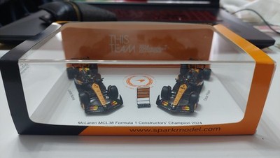 Spark 1/64 McLaren MCL38 F1 Constructors Campion 2024
