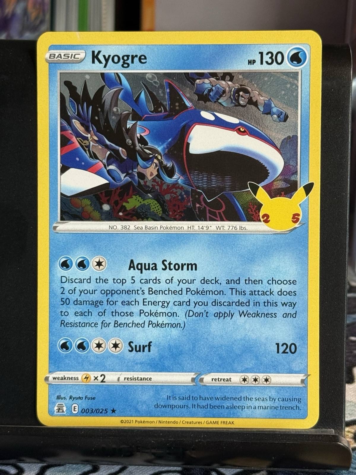 Pokémon TCG Kyogre Holo Rare Card Celebrations 003/025
