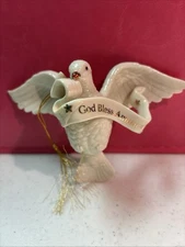 Lenox 2002 Dove of Peace Ornament Banner God Bless America 24K gold trim USED
