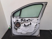 Porte avant et accessoires Peugeot 208