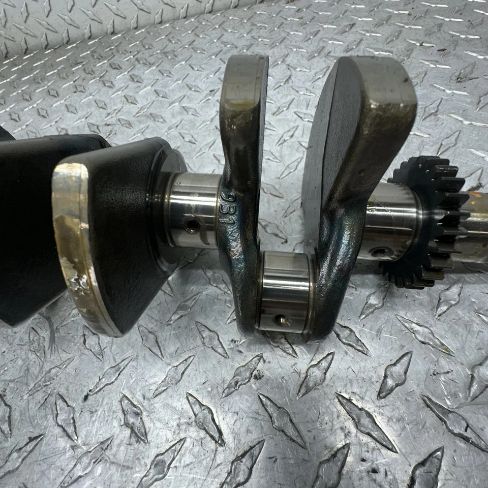 Cigüeñal Can-Am Maverick X3 Turbo R RR 2017-2025 420819935 FABRICANTE DE EQUIPOS ORIGINALES Foto 2 de 4