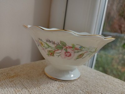 Aynsley Wild Tudor 5'' Derwent Schüssel Standfuß Zuckerdose/Kompottschale Floral 