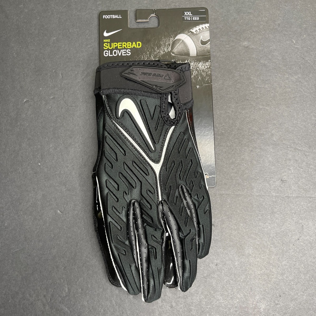 【新品】 アメフト NIKE SUPERBAD 6.0 グローブ BLACK　M Nike Superbad 6.0 Men's Size 2XL Padded Football Gloves Black New