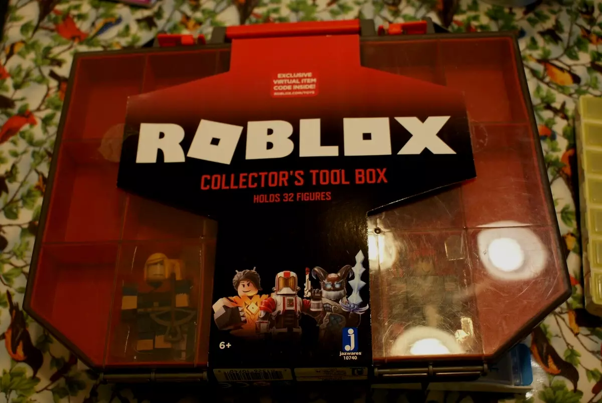  Roblox Action Collection - Collector's Tool Box and Carry Case  that Holds 32 Figures [Includes Exclusive Virtual Item] -  Exclusive  : Everything Else