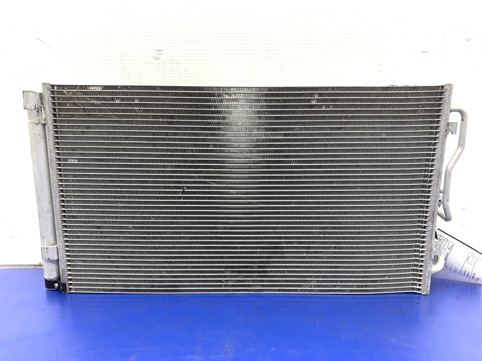 2014 - 2019 BMW I8 OEM 1.5L A/C AIR CONDITIONING CONDENSER *LIGHTLY BENT*